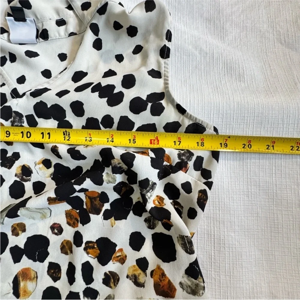 CAbi Black and Brown Sleeveless Notched Collar Blouse - Picture 6 of 7